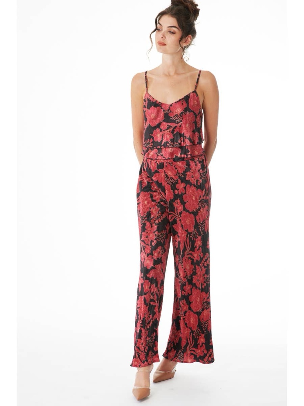 NWT Red Floral Wide-Leg pants with Spaghetti Strap top - 2 piece set